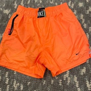 Nike Women’s boxing workout shorts size small